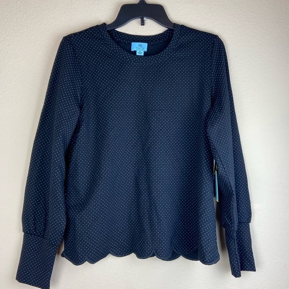 CeCe- Pin-Dot Scalloped-Edge Top - Picture 2 of 8